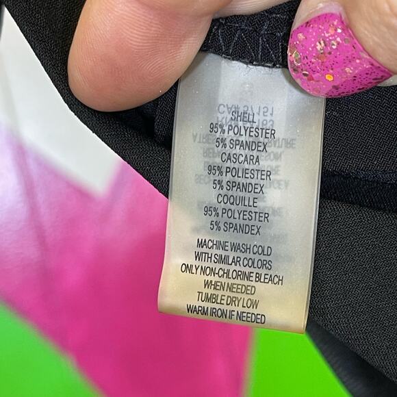 Vince Camuto, Black Romper with pockets. Size XS. In excellent condition! - Picture 7 of 7